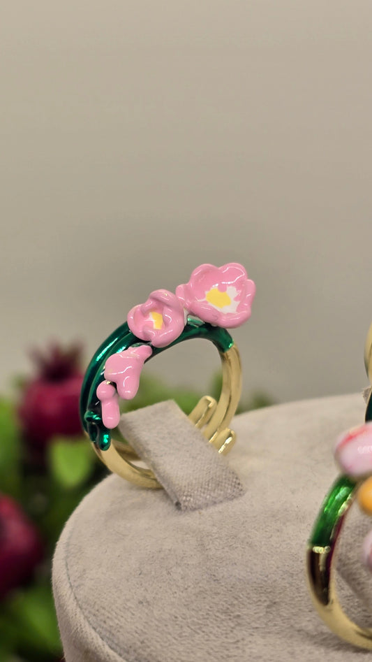 Emaille Blumenring 18K vergoldet – Design Kirschblütenzweig