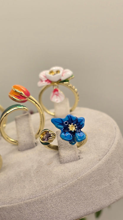 Emaille Blumenring 18K vergoldet – Design Königsblaue Blüte