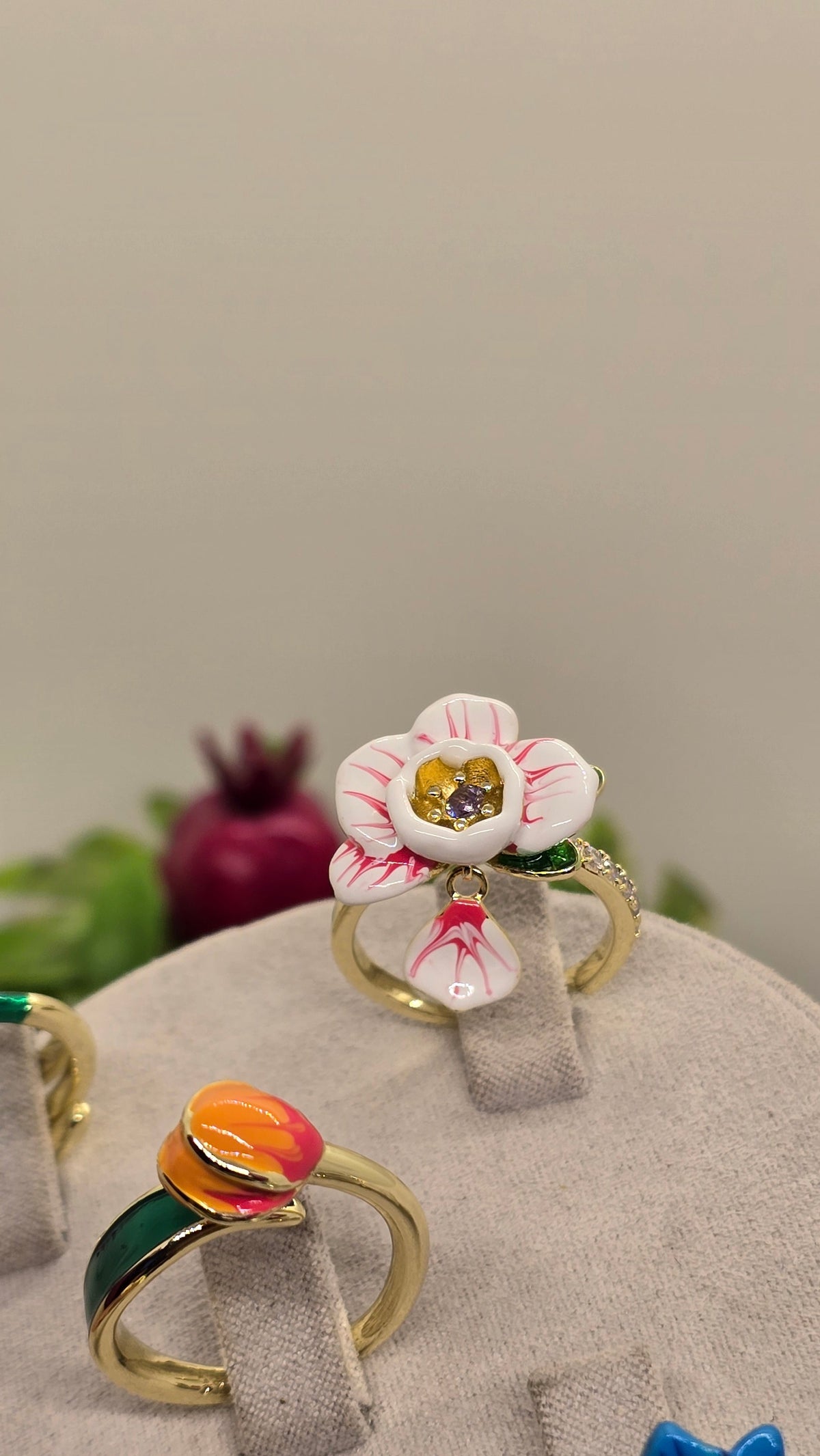 Emaille Blumenring 18K vergoldet – Design Kaiserliche Orchidee