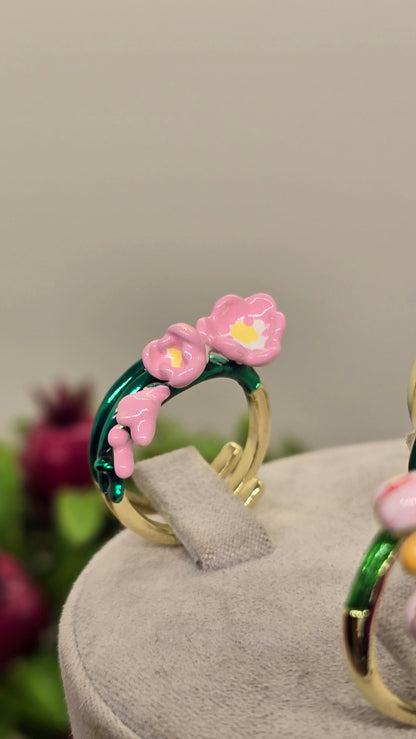 Emaille Blumenring 18K vergoldet – Design Kirschblütenzweig