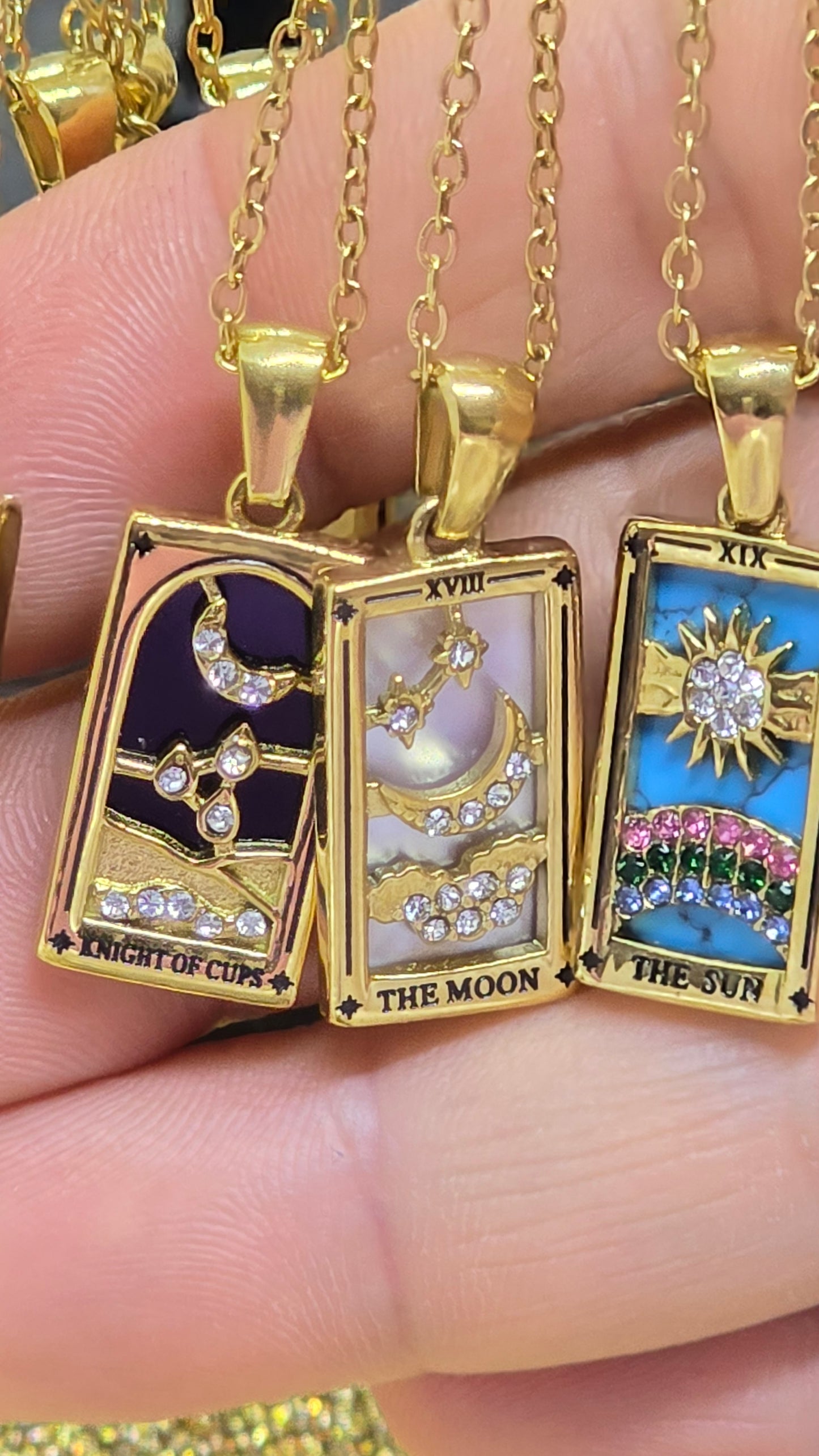 Tarot Card Charms Necklace 18K Gold Plated – Sun, Moon & Zodiac Sign